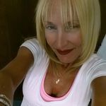 Robin Burchett - @robin.burchett.35 - Instagram