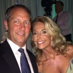 Robin Burgess - @hockeymom21 - Instagram