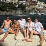 Robin Burgess Frood - @robinfrood - Instagram