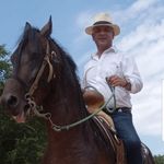 Robin cabral - @robincabr - Instagram