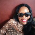 Robin Cunningham - @moneymakinggranny - Instagram