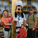 Robin 🏰 Travel Agent Specializing in Disney - @robin.happytravelco - Instagram