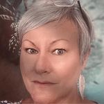 Robyn Fortune - @redhandrobyn - Instagram