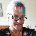 robin hahn - @brechingirl66 - Instagram
