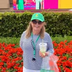 Robyn Hardesty - Facebook