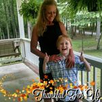 Robin Hedrick - @capsgirl1408 - Instagram