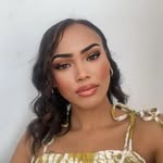 Robin-Lee Hill - @robin____hill - Instagram