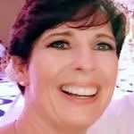 Robin Castello Holbrook - @hobiesgirl83 - Instagram