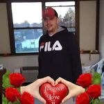 Robin Holmes - @robin.holmes.54 - Instagram
