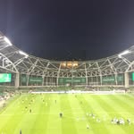 @robinhurley12 - Instagram