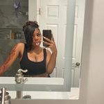 @robin.jaydee - Instagram