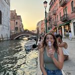 Robin Kintz - @instalessrobin - Instagram