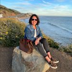 Robin Godfrey-Knott - @knottyfrenchie - Instagram