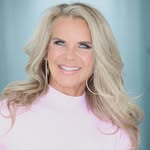 Robin Knudsen | Life Coach | Speaker | Trainer - @sh.ft_happens - Instagram