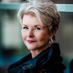 Robin Malloy-Houseworth - @malloyhouseworth - Instagram