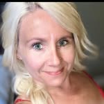 Robin Mcphail - @32goalie_mom - Instagram
