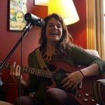 Robyn Mello - @mellorobyn - Instagram