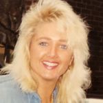 Robin Mitchell  “Smooth” - @robinmitchelltv - Instagram