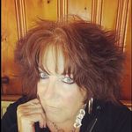 Robin Ring - @gigglesandglamwithrobin - Instagram