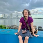 Robin Ripley Holcomb - @robin.r.holcomb - Instagram