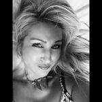 Robin Ryan - @robin.ryan.music - Instagram