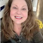 Robin Knippenberg Seibert - @rainbows_in_crystals_ - Instagram