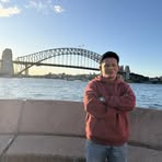 Robin Tran - Facebook
