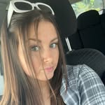 Robyn - @_robynbowles - Instagram