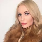 Robyn Brock - @helen_31155 - Instagram