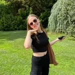 Robyn Burger - @robynxburger - Instagram