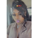 Robyn Carr - @fancy_chik - Instagram