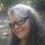 Robyn Champlain - @lilnest - Instagram