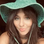 Robyn Errington-Coates - @robyn_ec23 - Instagram