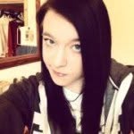 Robyn Daniels - @stay_away_from_my_friendz - Instagram