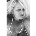 Robyn Fields - @wagiyi8656 - Instagram