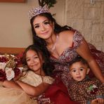 Robyn Garza - Facebook