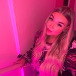 Robyn George - @__theglamlab__ - Instagram