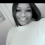 Robyn Hampton - @robyn_renee_30 - Instagram