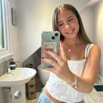 robyn - @robynhankss - Instagram