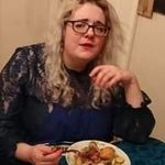 Robyn Harvey - @morbidlybubbly - Instagram