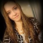Robyn Hendricks - @farmr.girl - Instagram