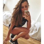 @robynhoganxo - Instagram