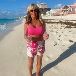 Robyn Lakey - @robyn.lakey.16 - Instagram