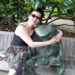 Robyn Lin - Facebook