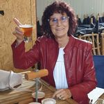 Robyn Lockwood - @rolockwood - Instagram