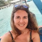 Robyn Love - @robynlovesies - Instagram