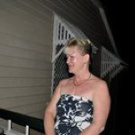 Robyn Lovell - @roblov56 - Instagram