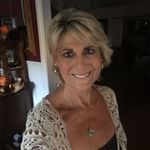 Robyn Lowry - @robynlowry54 - Instagram