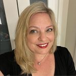 Robyn Lucas - @robyncurtis75 - Instagram