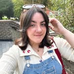Robyn Lynch - @midsizemillennial - Instagram